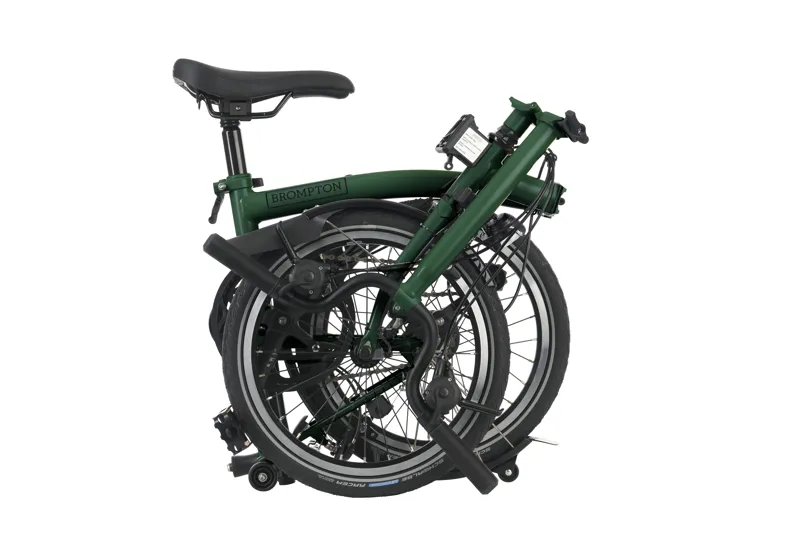 Brompton C Line High Bar 6 Speed Bike with mudguards in Racing Green-2